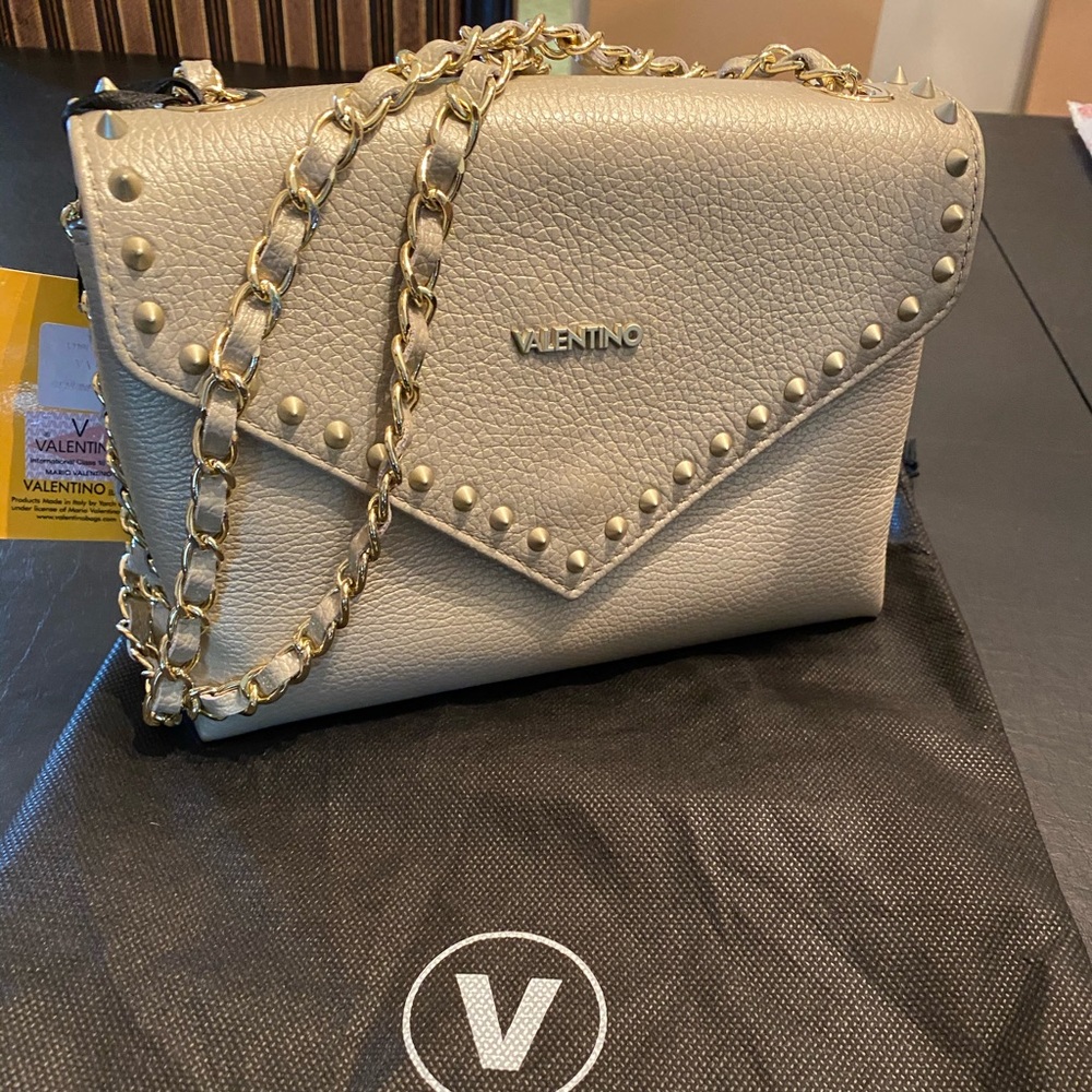 Valentino off white bag, NWT,smoke free home